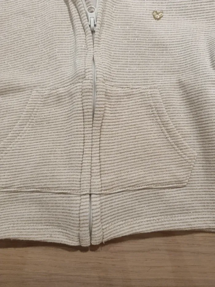 Gilet zippé 18M très peu porté - photo numéro 5