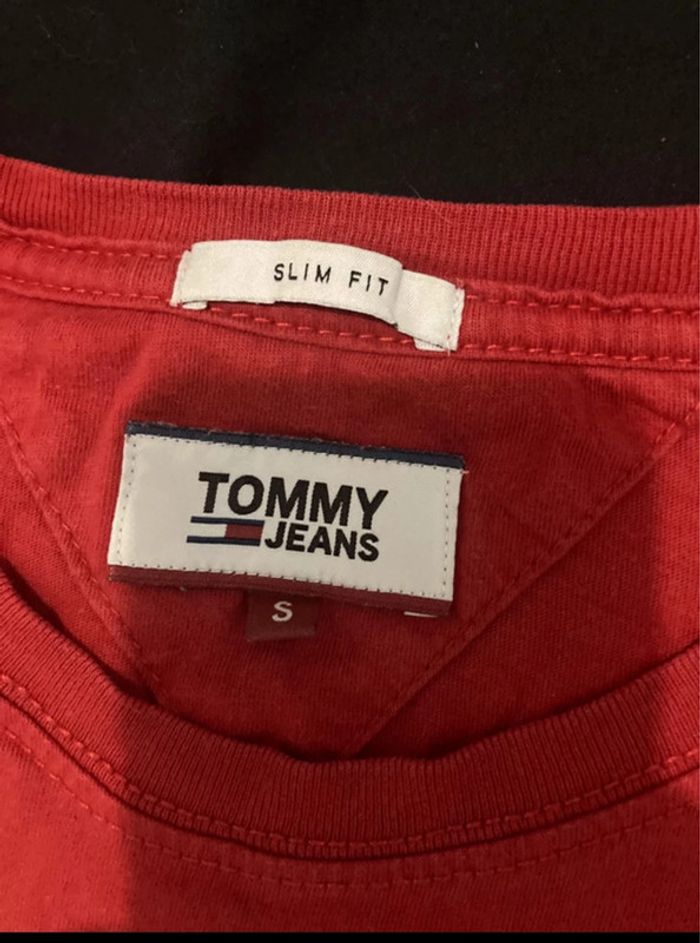 Tee shirt Tommy rouge taille S - photo numéro 2