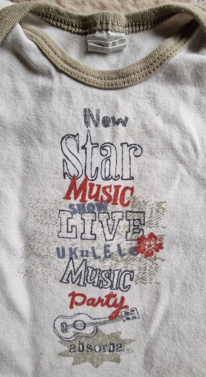 Lot body absorba 12mois - photo numéro 7