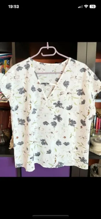 TEE shirt fleurie