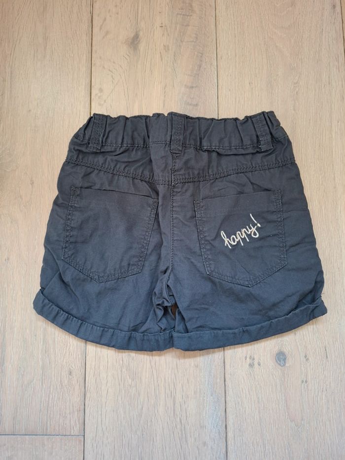 Short 4 ans - photo numéro 2