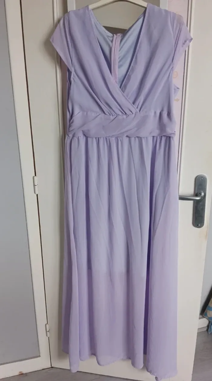 Robe mauve habillée en Tbe - photo numéro 2