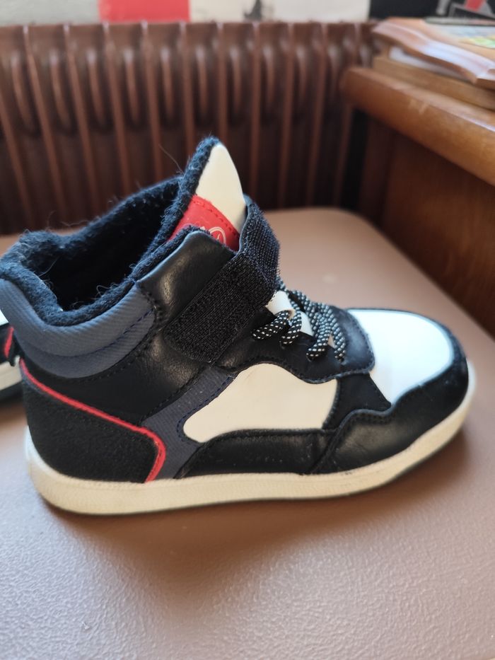 Chaussures enfant taille 29 - photo numéro 2