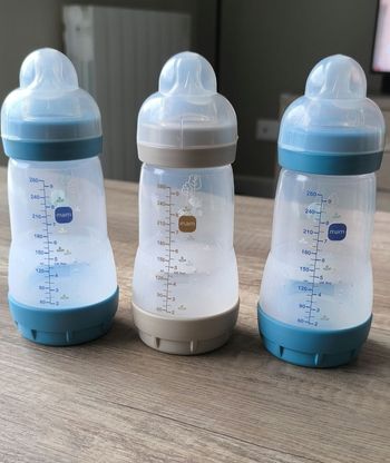 Lot 3 biberons Mam 260 ml