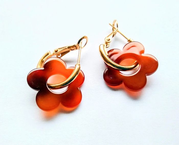 Boucles d'oreilles acier inoxydable avec fleurs - photo numéro 2