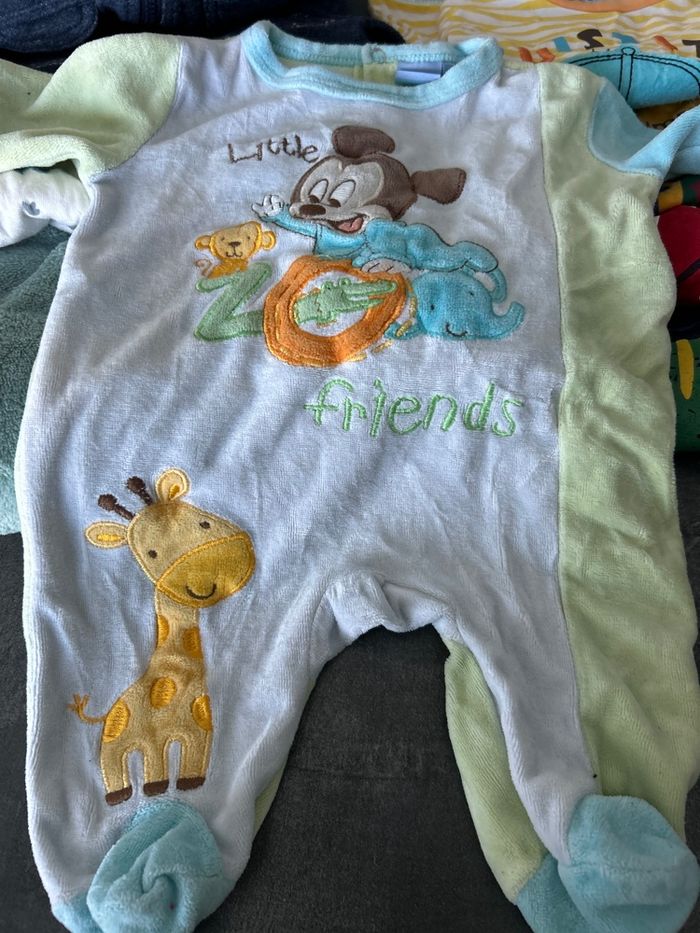 Lot de vêtements - photo numéro 3