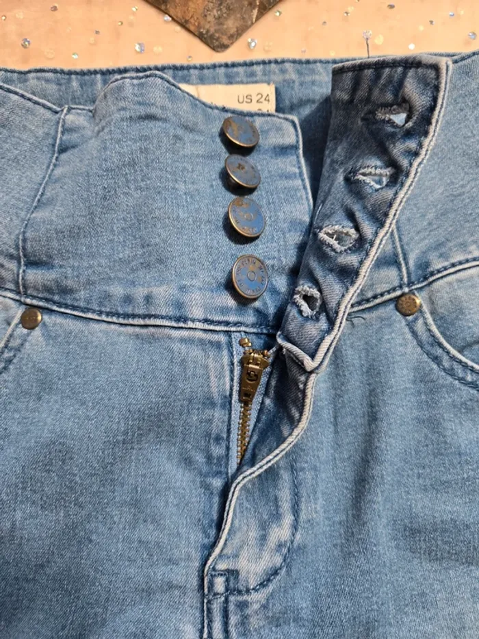 Jean’s Jennyfer taille 34 - photo numéro 3