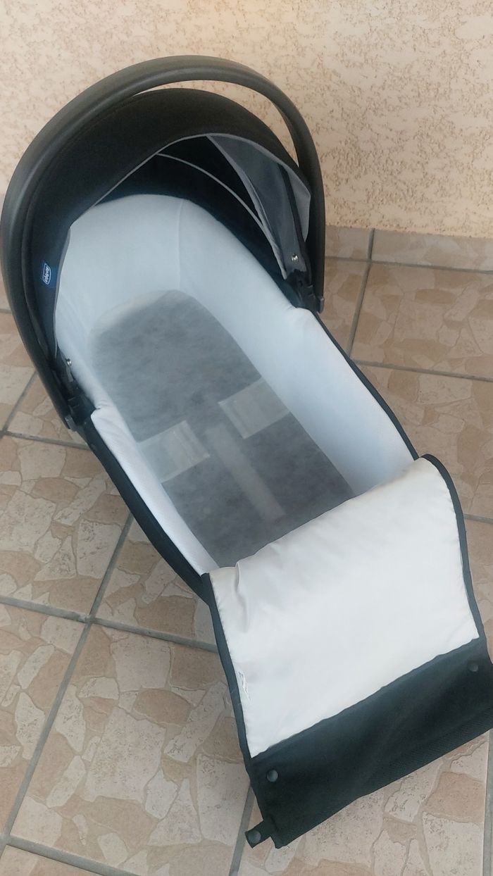 Nacelle chicco - photo numéro 5