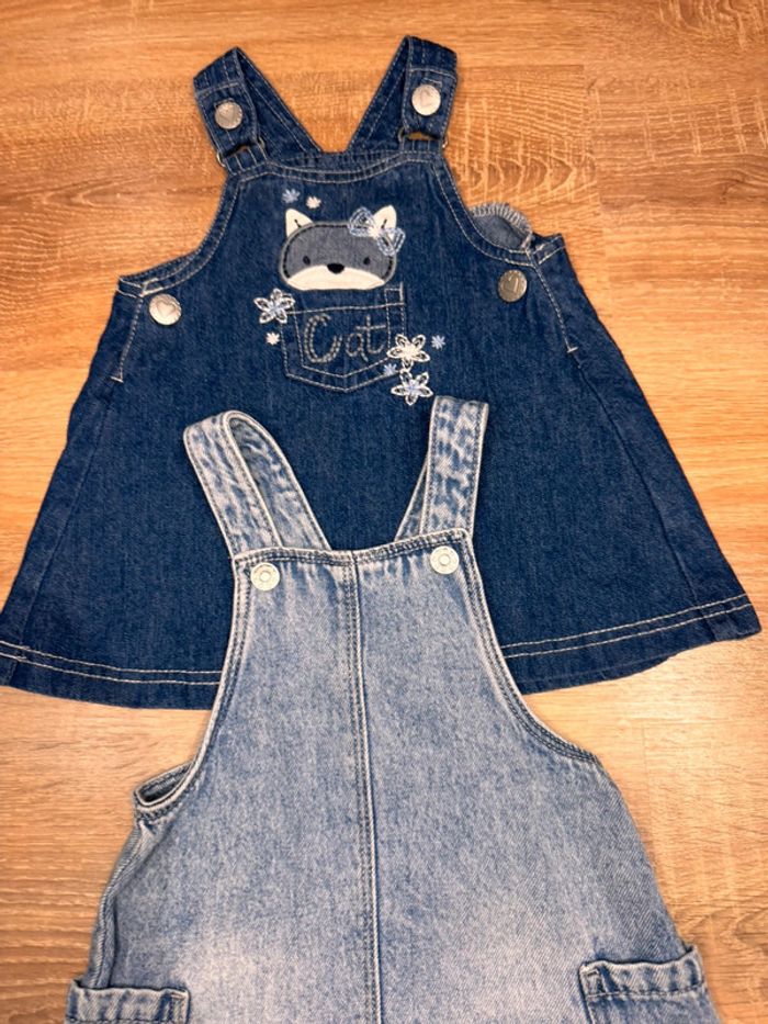🌷Lot de 2 robes en jean bébé fille taille 6 mois🌷 - photo numéro 2