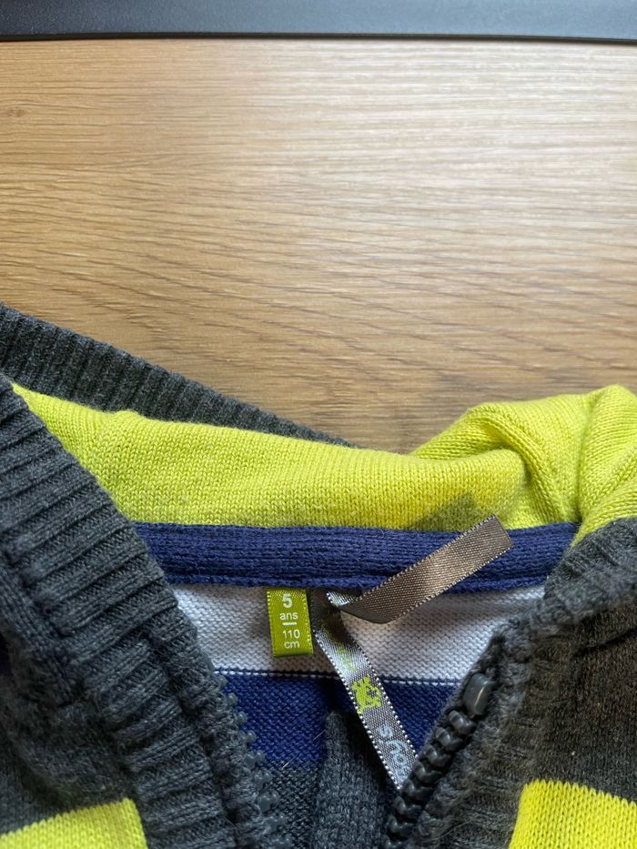 Pull garçon taille 110 - photo numéro 6