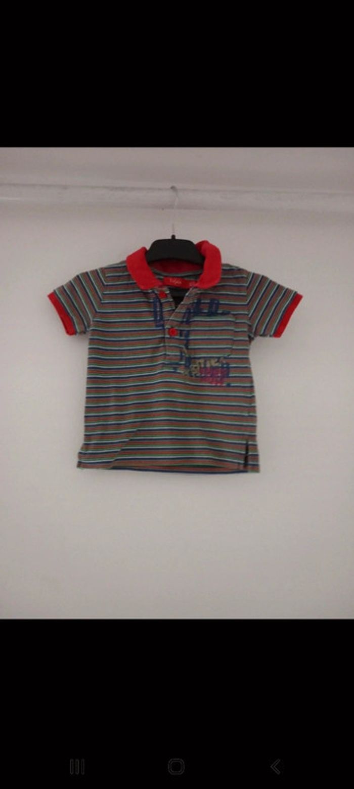 Tshirt manches courtes à rayures taille 12mois