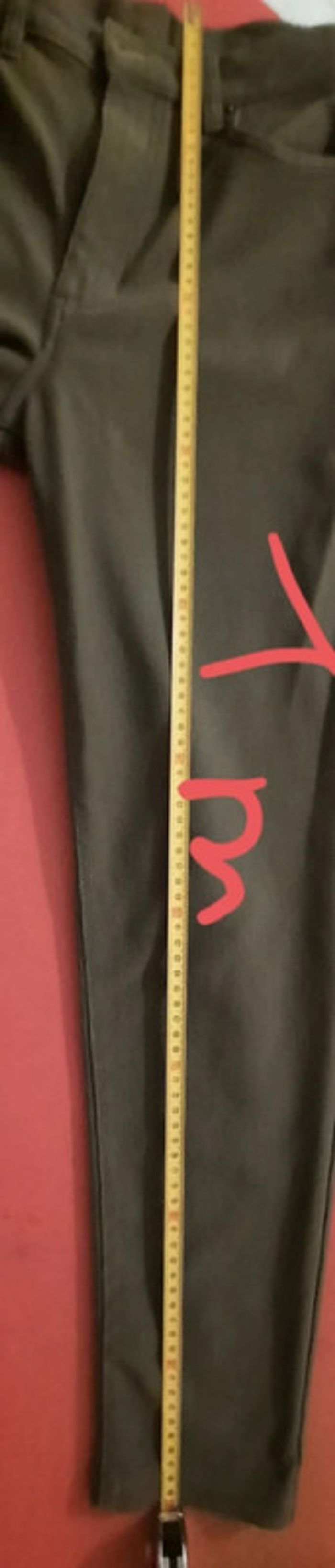 Pantalon femme T. 36 fine côtes - photo numéro 10