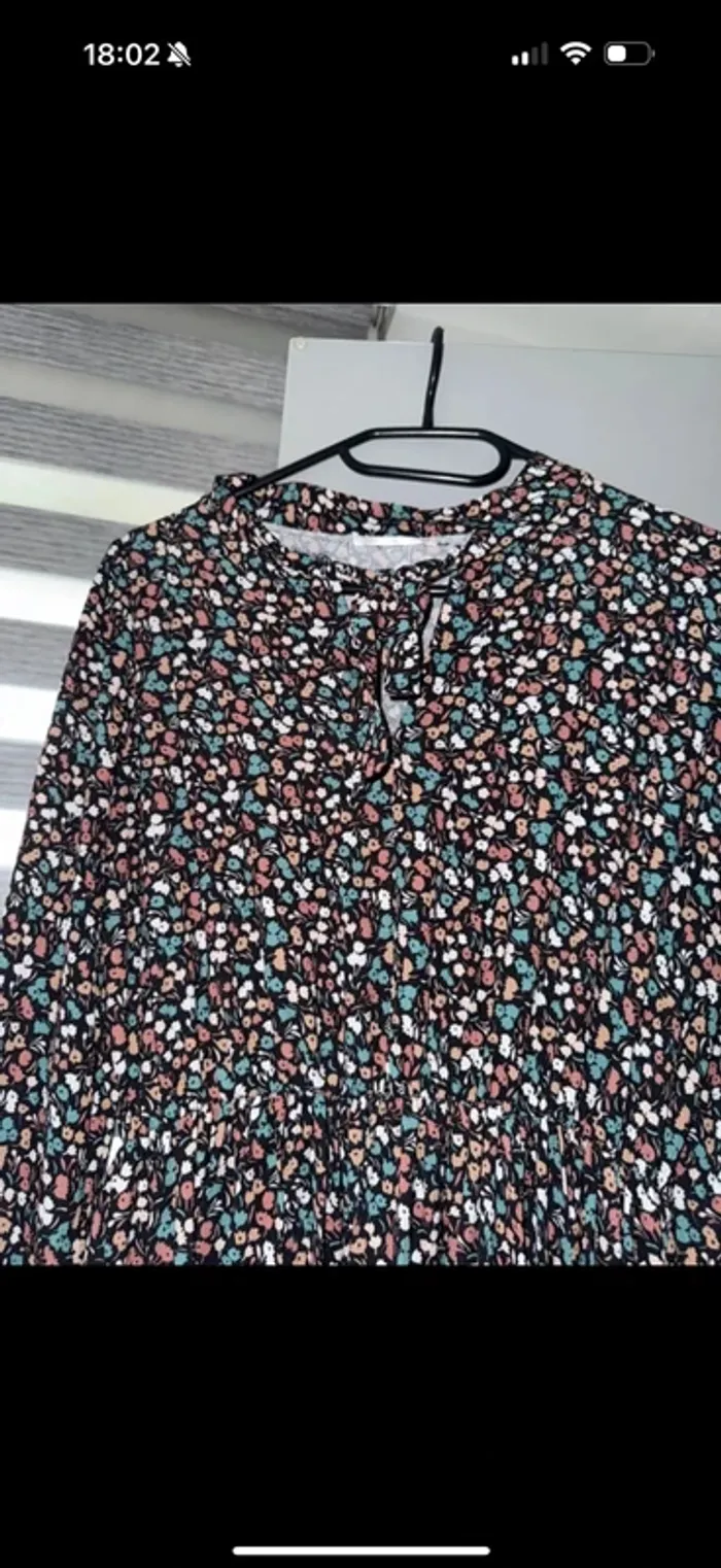 Robe fluide taille 42 neuf - photo numéro 2