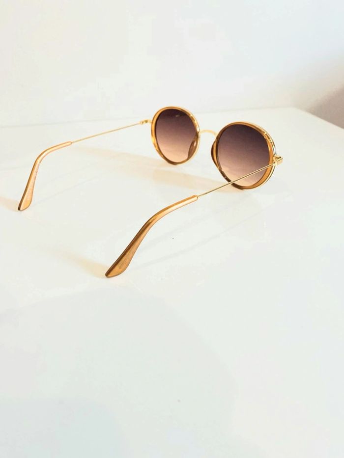 Lunette de soleil femme ovale abricot et dorée verres dégradés UV protection catégorie 2 - photo numéro 5