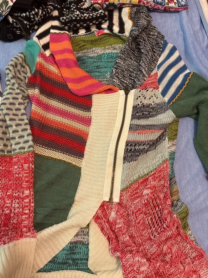 Gros lot de vêtements en S dont un L Desigual uniquement - photo numéro 9
