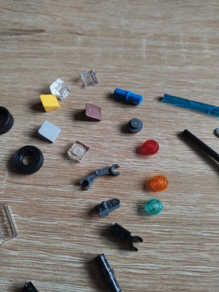 Lego dc comics 76026 lot 22 pièces détachées - photo numéro 4