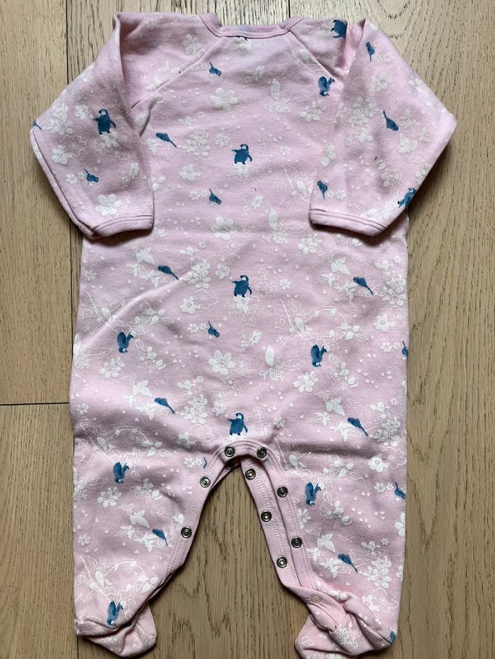 Lot de deux Grenouillères / pyjama 6 mois Petit Bateau - photo numéro 7