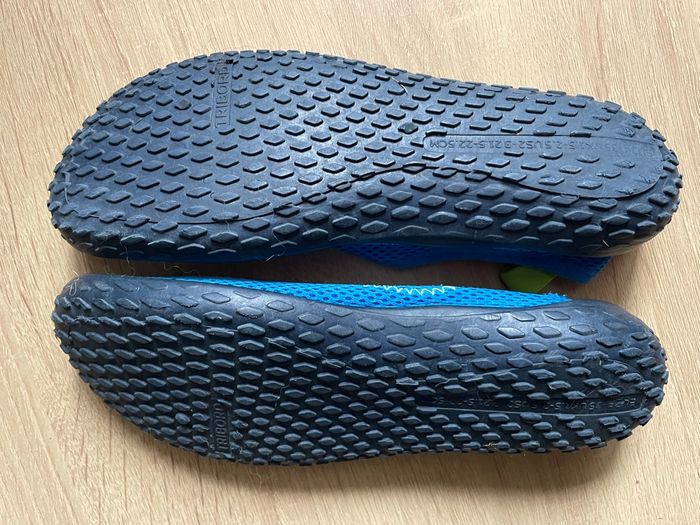 Chaussures aquatiques 34/35 - photo numéro 3