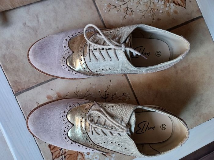 Derbies habillés beige et doré 37