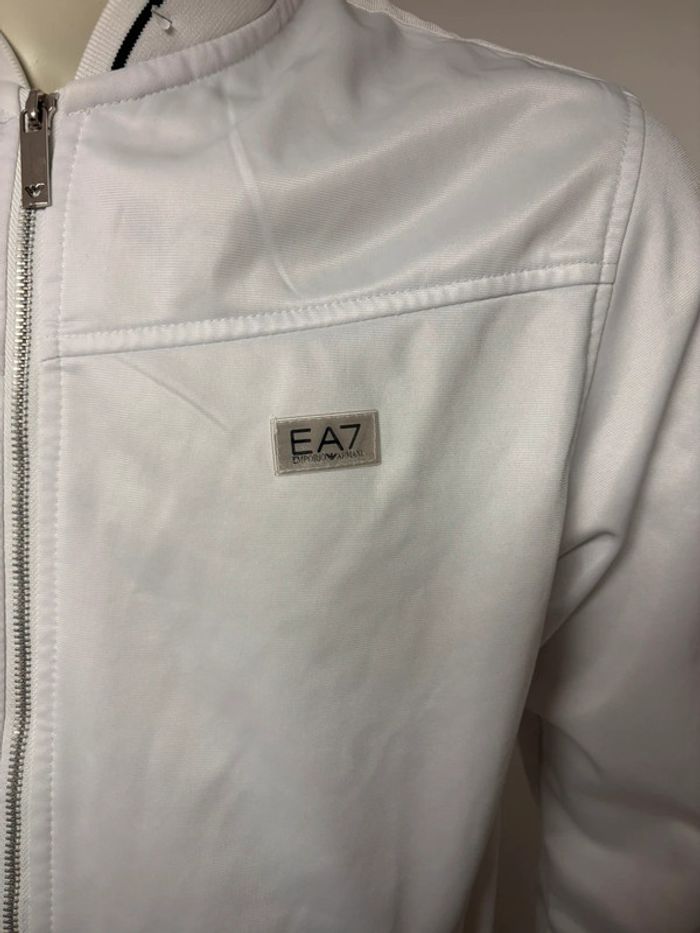 Veste Emporio Armani blanche - Taille M - Logo holographique - Excellent état - photo numéro 7