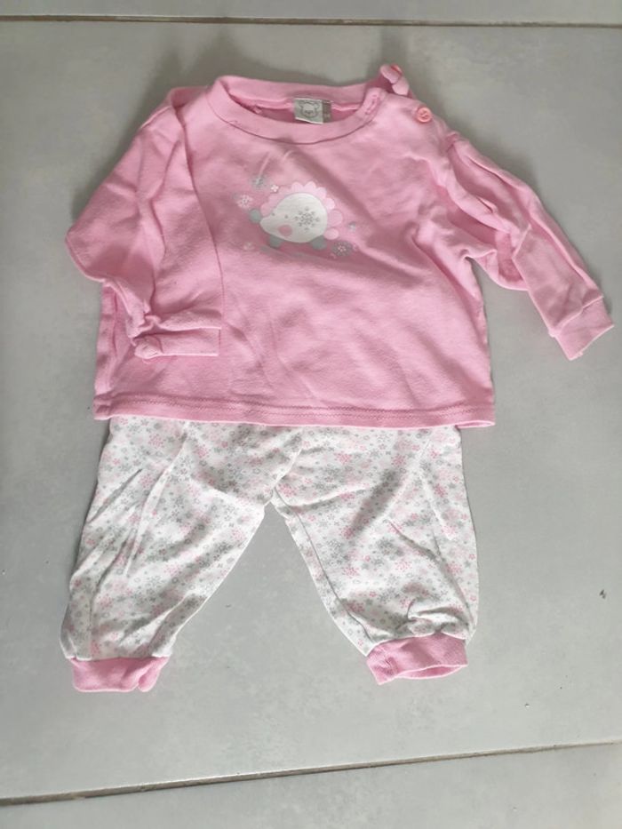Lot pyjamas 2 pièces