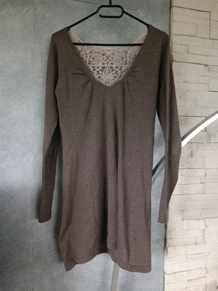 Robe pull dentelle marron