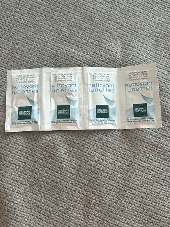 Lingette nettoyante lunette