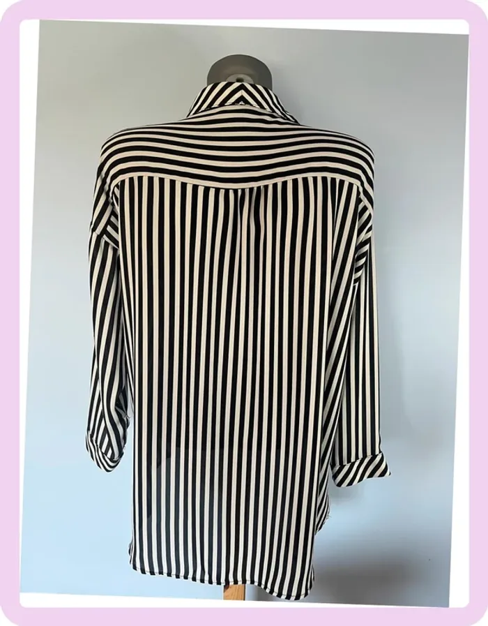 Chemise rayée noir & blanc Lily White – taille M/L – coupe asymétrique tendance - photo numéro 4