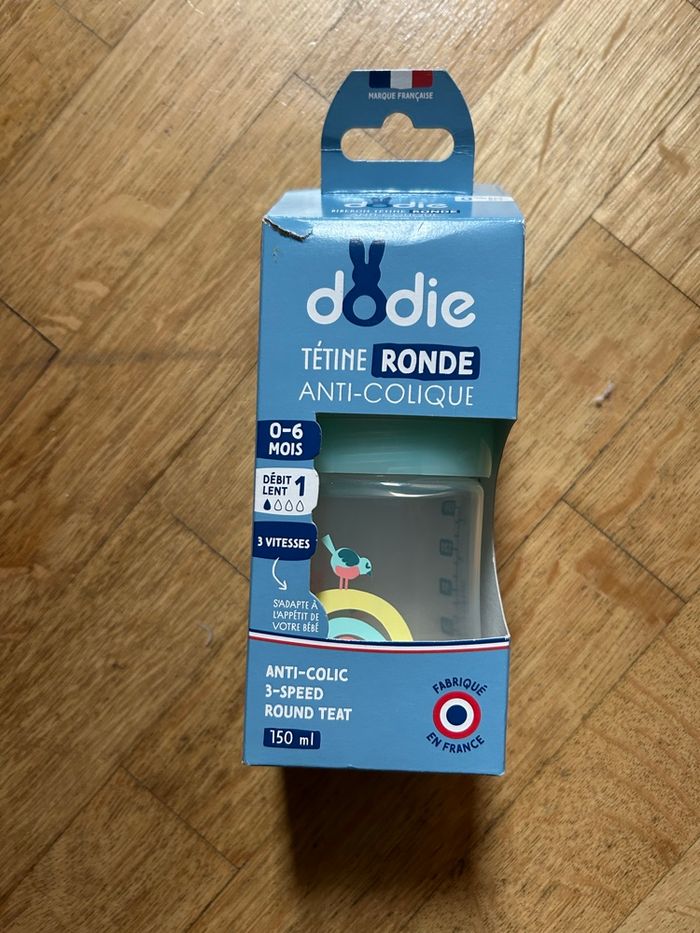 Biberon Dodie anti colique - neuf