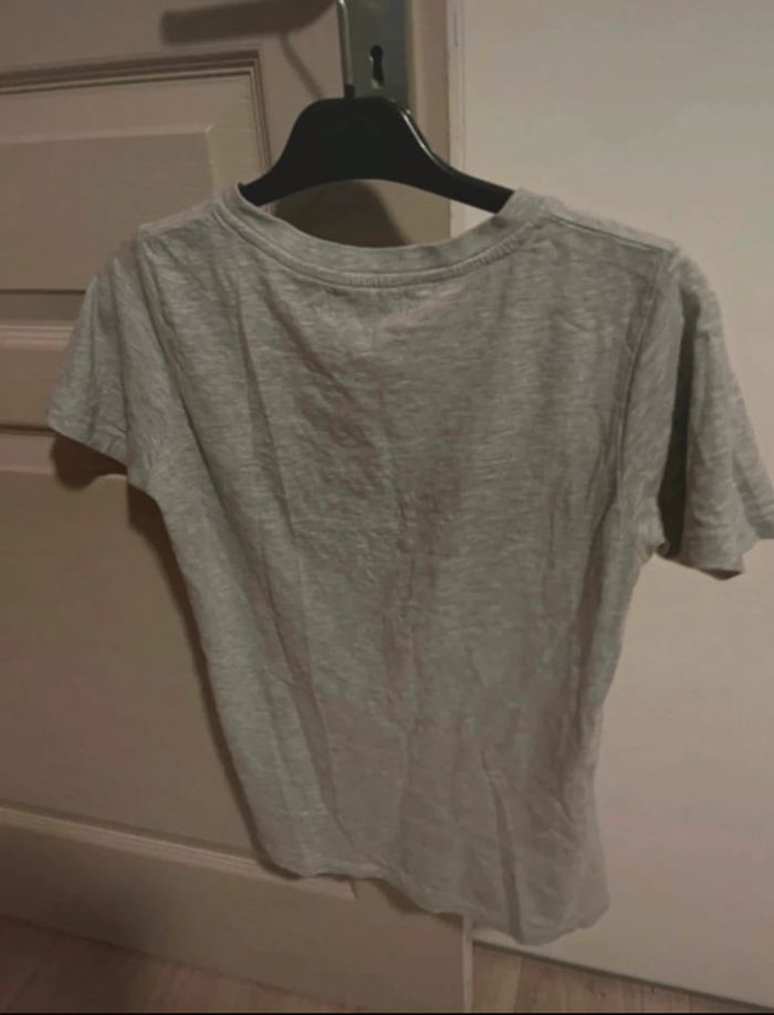 Tee-shirt gris - photo numéro 4