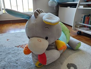 Grande peluche d activité l'âne titus