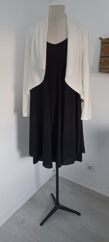 Très joli ensemble femme