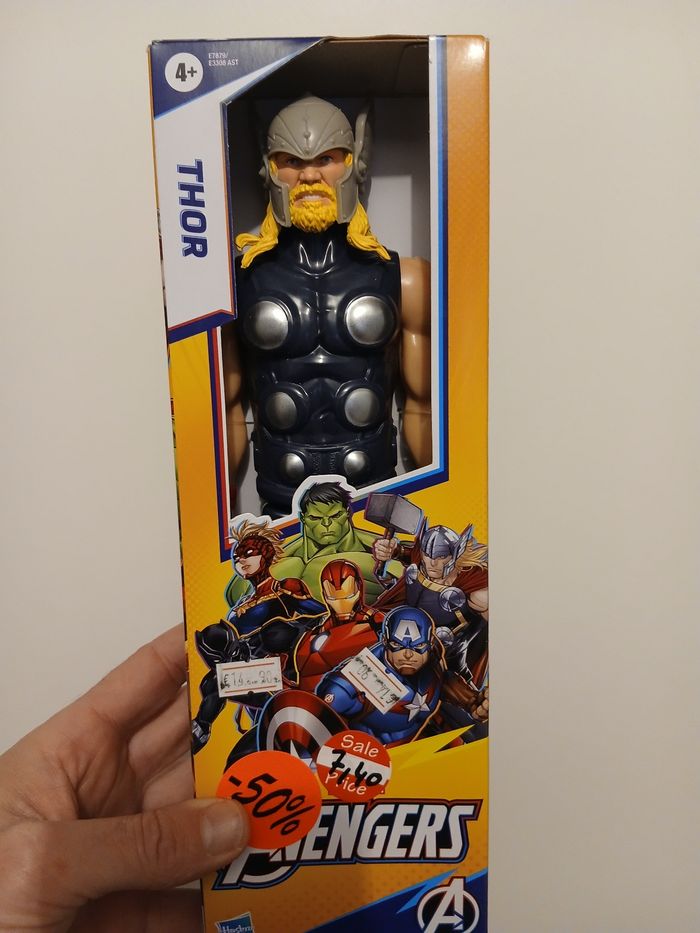 Figurine marvel thor