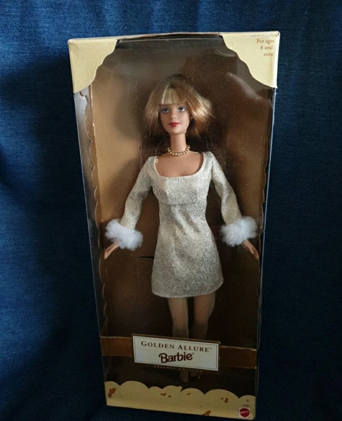 Barbie golden allure