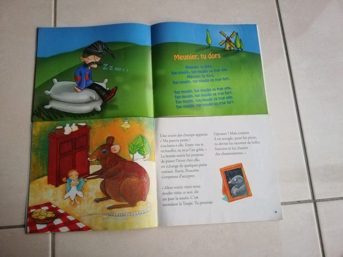 Livre comptines et histoire - photo numéro 2