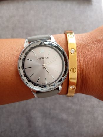 Montre Swarovski grise