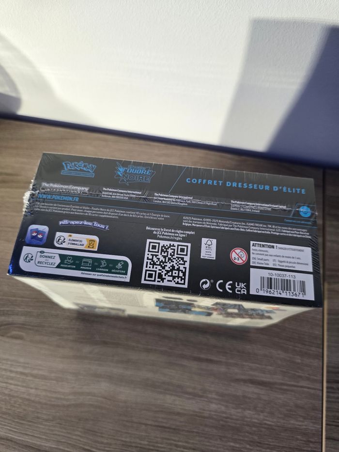 Etb foudre noir, carte pokemon - photo numéro 6