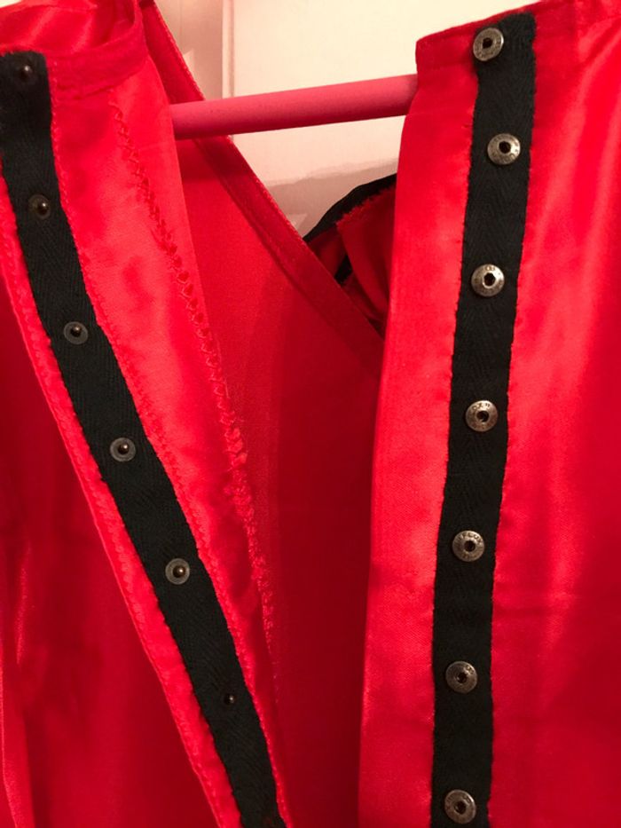 Déguisement Robe Rouge à Volants Style Espagnole - photo numéro 5