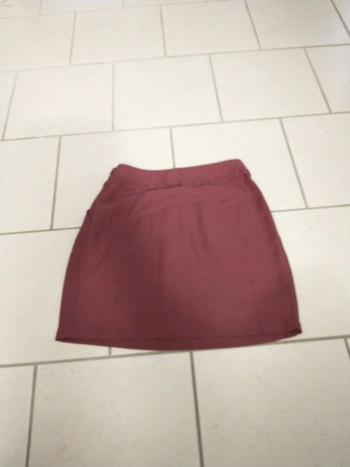 Jupe Bordeaux Kiabi taille 36 100 % polyester - photo numéro 5