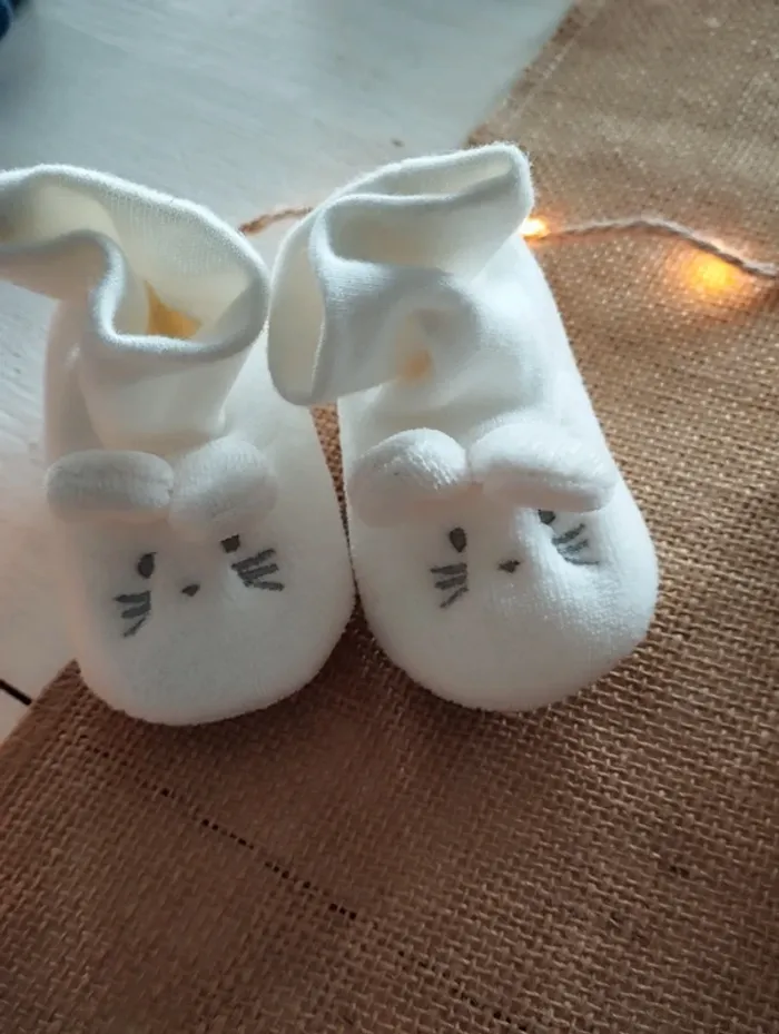 Lot de 3 chaussons / chaussures, taille 17 - photo numéro 2