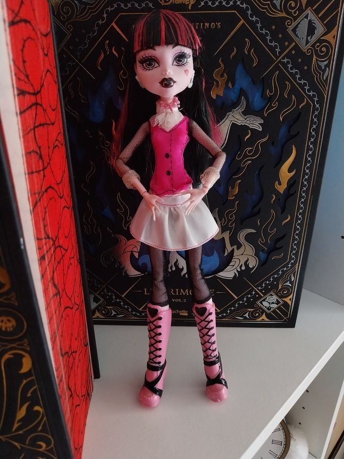 Poupée Draculaura Generation 1 Originals Ghouls Collection 2008 Basic Monster High First Wave - photo numéro 9