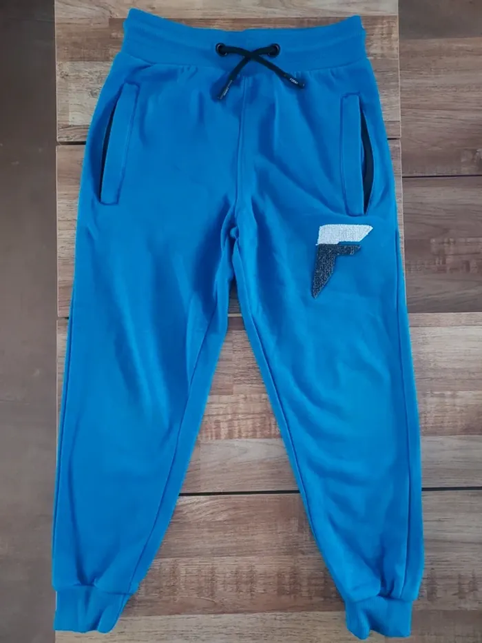 Ensemble jogging 6ans - photo numéro 3