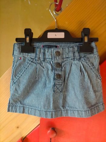 Jupe tommy hilfiger neuve 2 ans