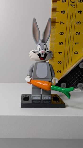 [Lego] Minifigurine Looney Tunes Bugs Bunny