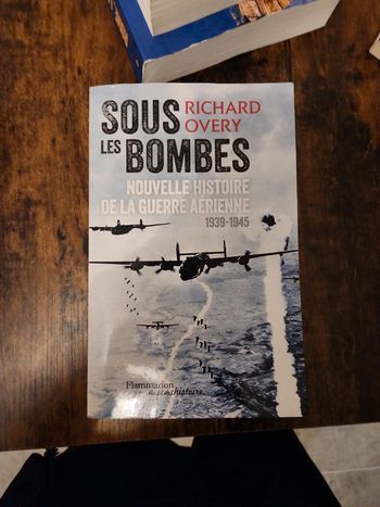 Livre : Sous les bombes