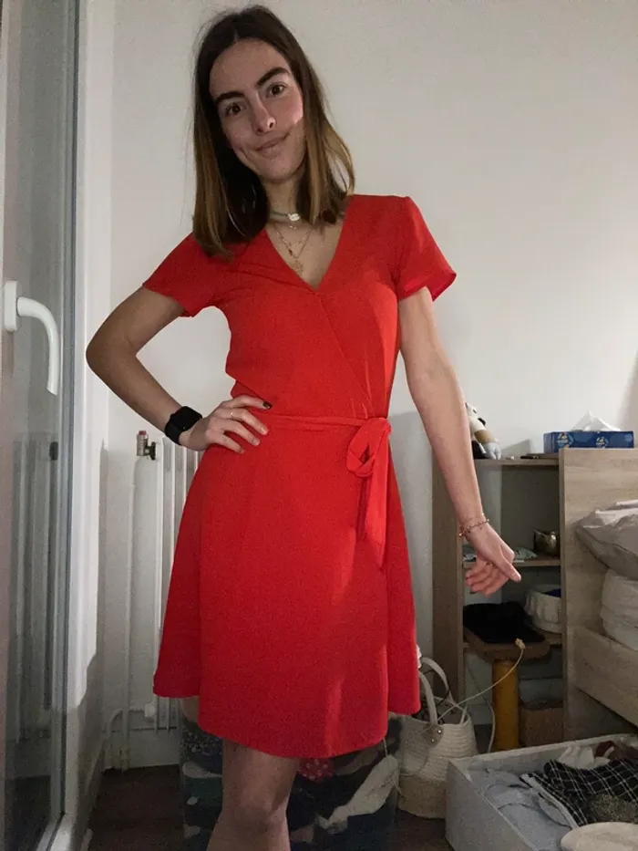 Robe rouge - H&M - photo numéro 4