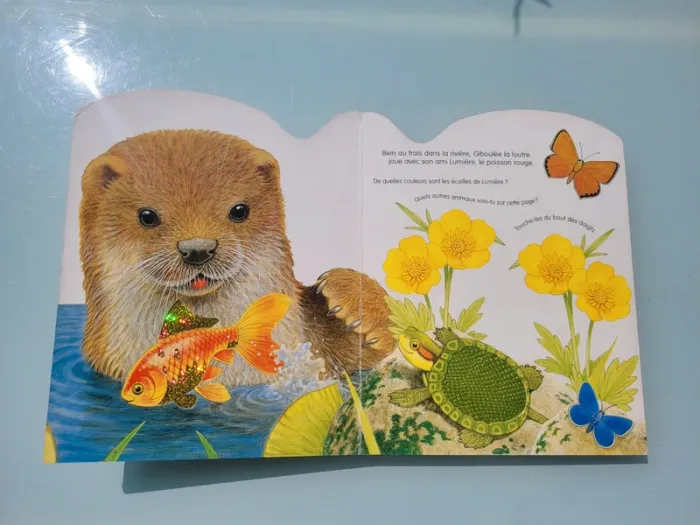 Rare, Superbe livre grand format à toucher 🐢 La vie dans la rivière 🐟 - photo numéro 3