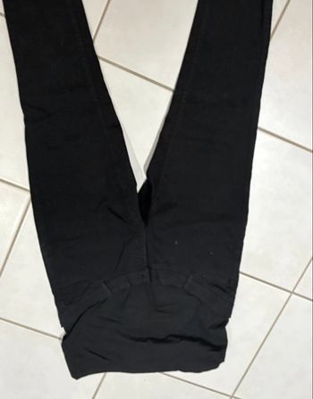 Pantalon noir de grossesse