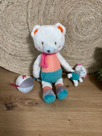 Doudou ours éveil balle grelot blanc orange vert ouatoo baby