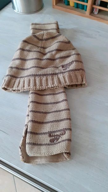 Bonnet + écharpe 6 mois